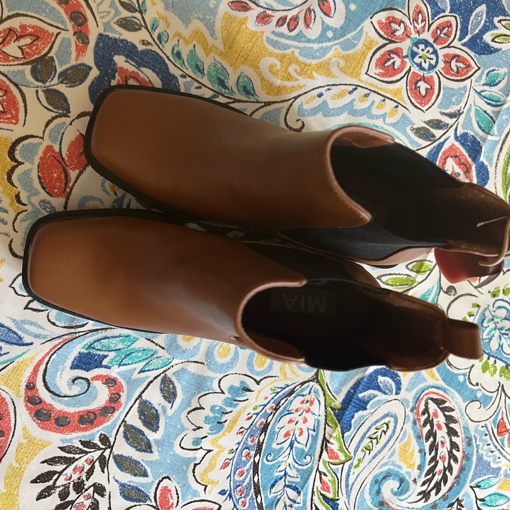 MIA Ankle Boots DRU - Picture 3 of 6